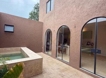 Casa · 225m² · 3 Recámaras · 2 Estacionamientos · Cazonas Temozon: Casa en Venta en Temozón Norte