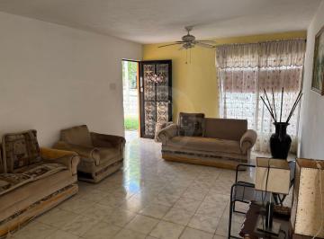 Casa · 137m² · 3 Recámaras · 1 Estacionamiento · Casa en Venta en Fraccionamiento Jardines de Mérida