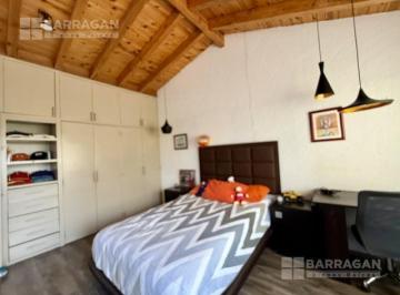 Casa · 349m² · 3 Recámaras · 2 Estacionamientos · Casa en Venta en Lomas del Campanario III