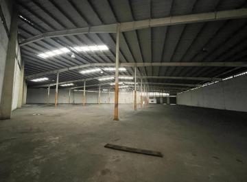 Bodega comercial · 4000m² · 10 Estacionamientos · Bodega Comercial en Renta en Fraccionamiento Granjas