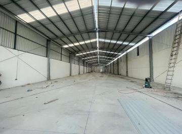 Bodega comercial · 1000m² · 12 Estacionamientos · Bodega Comercial en Renta en Santa Rosa