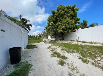 Terreno / Lote · 240m² · Terreno Residencial en Venta en Pueblo Chuburna Puerto