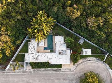 Casa · 294m² · 3 Recámaras · 2 Estacionamientos · Casa en Venta en La Rejoyada Residencial