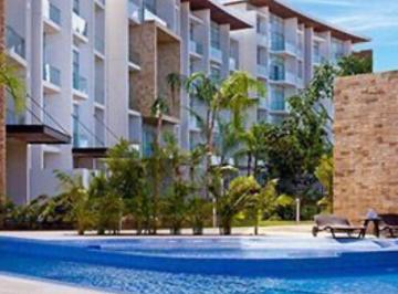 Departamento · 198m² · 3 Recámaras · 2 Estacionamientos · Departamento en Venta en Yucatán Country Club