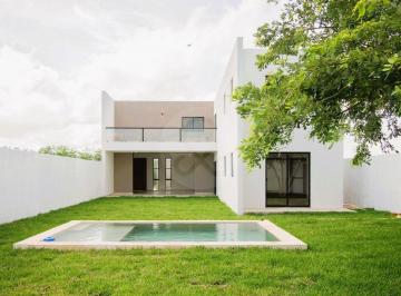 Casa · 345m² · 3 Recámaras · 2 Estacionamientos · Chacte: Casa en Venta en Pueblo Dzitya