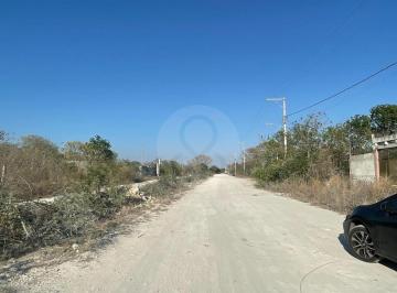 Terreno / Lote · 657m² · Venta de Terreno en Progreso, Yucatán de 657.50 m² en Esquina