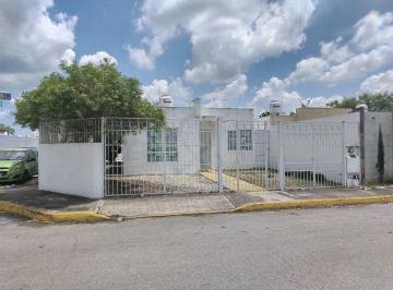 Casa · 74m² · 3 Recámaras · 2 Estacionamientos · Casa en Venta en Fraccionamiento Pedregales de Ciudad Caucel