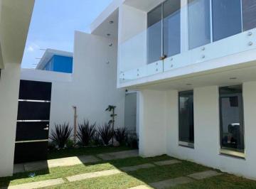 Casa de 3 habitaciones, Pachuca · San Antonio Desmonte. 150 m² Terreno. 3rec. Fuera de Privada. Nueva. Term Finos. Amplia a 500 m Pista