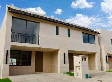 Casa de 3 habitaciones, León · Casa Nueva en Venta en Zona Este. por Punta del Este y Sierra Nogal