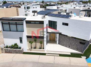Foto principal · Casa en Venta en Los Santos Residencial