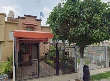 Casa de 2 habitaciones, Tonalá · Casa en Venta Urbi Villa del Río, Coyula, Jalisco