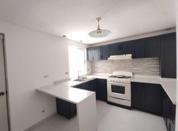Casa de 4 habitaciones, General Escobedo · Casa en Renta Sector Cerradas
