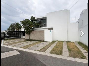 Casa de 3 habitaciones, Corregidora · Casa en Venta en Tejeda, Qro