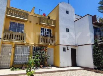 Casa · 80m² · 3 Recámaras · 1 Estacionamiento · Casa en Renta en El Dorado Tultepec, Estado de México