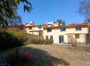 Casa de 3 habitaciones, Huixquilucan · Casa en Venta Para Remodelar en Interlomas.