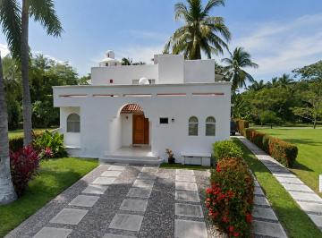 Casa de 4 habitaciones, Manzanillo · Venta de Casa Manzanillo Colima