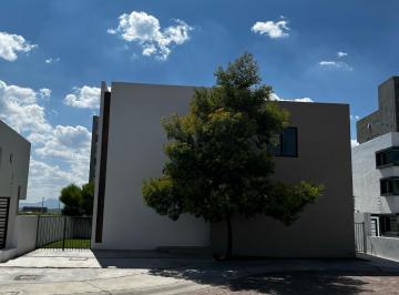 Casa en condominio · 274m² · 3 Recámaras · Casa en Condominio - Fraccionamiento Cañadas del Lago