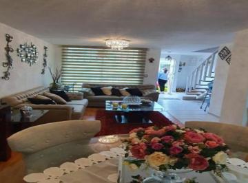 Departamento de 3 habitaciones, Cuautitlán Izcalli · Casa en Fraccionamiento Privado en Cuautitlan Izcalli