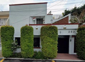 Casa de 4 habitaciones, Iztacalco · Casa en Remate en Calle Playa Langosta, Reforma Iztaccíhuatl Sur, Iztacalco. Cdmx.