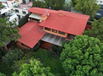 Casa de 8 habitaciones, Tlalpan · Casa con Gran Jardín en Magdalena Contreras a 2 Cuadras de Periferico y Uso de Suelo | 1000 m²