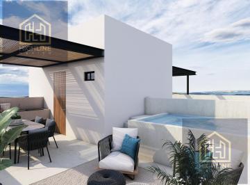 Casa · 144m² · 3 Recámaras · 2 Estacionamientos · Venta de Casa de 3 Recamaras con Alberca y Rooftop Privado Ubicado en Playa del Carmen