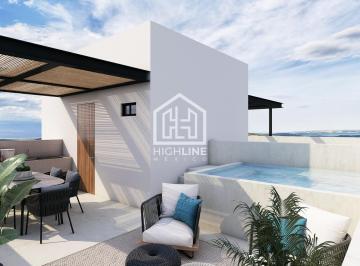 Casa · 144m² · 3 Recámaras · 2 Estacionamientos · Venta de Casa de 3 Recamaras con Alberca y Rooftop Privado Ubicado en Playa del Carmen
