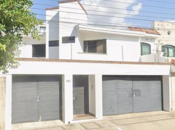 Casa de 4 habitaciones, Zapopan · Casa en Venta en Contadores 567, Fracc. Jardines de Guadalupe, Zapopan.