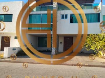 Casa en condominio de 3 habitaciones, Querétaro · Casa en Condominio de 150 m² con 3 Recámaras en Venta en Milenio III