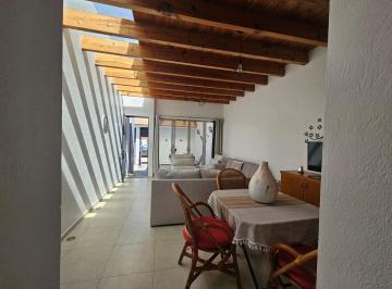 Casa de 2 habitaciones, Tequisquiapan · Casas en Venta de un Piso con Excelente Ubicación
