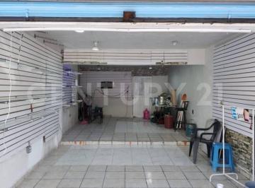 Local comercial · 137m² · Locales en Venta en Col. Fomerrey 35 en Monterrey