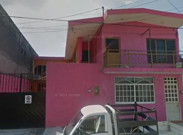 Casa de 3 habitaciones, Manzanillo · Venta Casa Pedro Núñez, Centro Histórico, Manzanillo, Colima. a S F (G M)