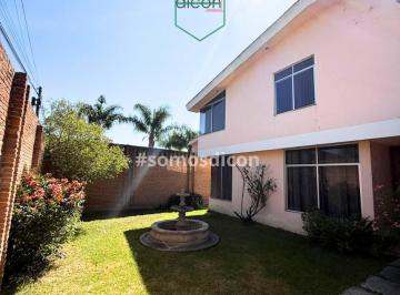 Casa · 282m² · 2 Recámaras · 5 Estacionamientos · Casa en Venta Villas de Las Américas