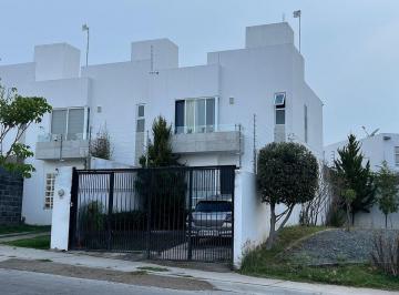 704395105a2ce7f6443d30b5c2abe174af41cb384dcc70846616c9ec4be7aaff · Casa en Venta en Albaterra Residencial, Zapopan, Jalisco