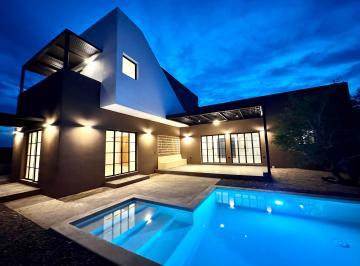 Casa de 3 habitaciones, La Paz · Casa Real de 14