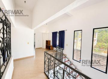 Casa · 319m² · 3 Recámaras · 3 Estacionamientos · Venta de Casa Sola en El Barrio de San Juan en Yautepec, Mor. Clave 6017