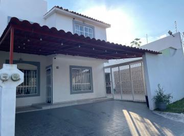 Casa de 3 habitaciones, Tlajomulco de Zúñiga · Casa en Venta en Tlajomulco de Zúñiga, Excelente Ubicación y Lista Para Habitar