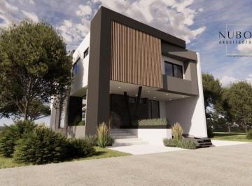 Casa de 3 habitaciones, Zapopan · Casa en Venta en Coto Maples 1, Valle Imperial, Zapopan con Excelente Precio.