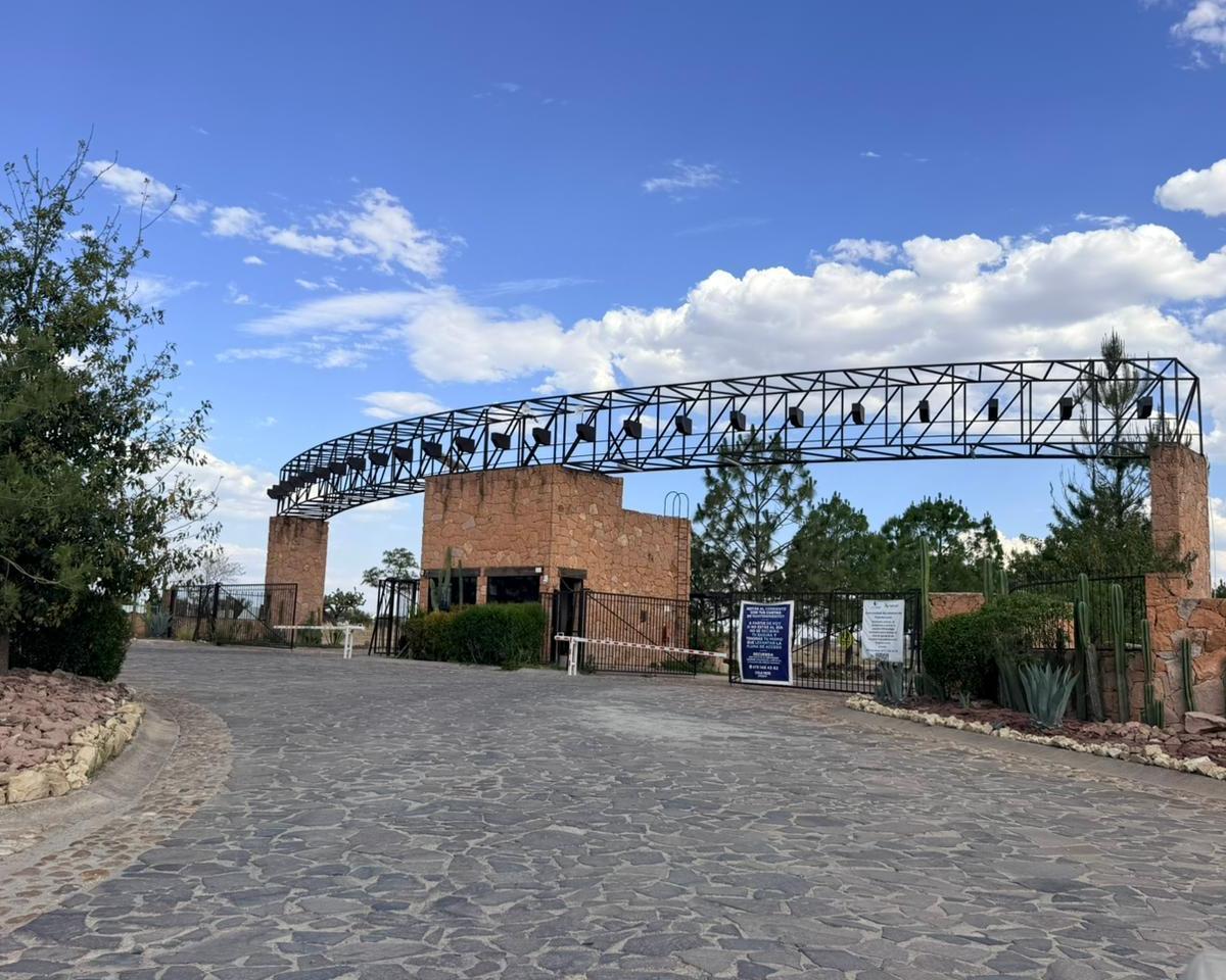 Terrenos en Venta en Puerta Luna (Cerca de Ciudad Maderas)