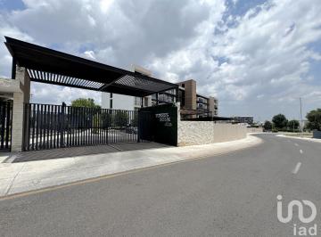 Departamento · 140m² · 3 Recámaras · 2 Estacionamientos · Departamento en Venta El Refugio Bojai Elite Queretaro