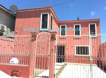 Casa · 4 Recámaras · 1 Estacionamiento · Casa - Piedras Negras
