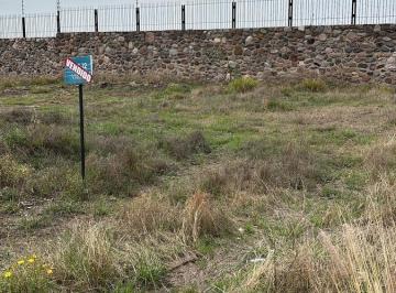 Terreno / Lote · 236m² · Terreno en Venta en Lomas del Campanario Norte
