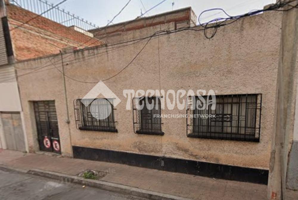 House - For Rent