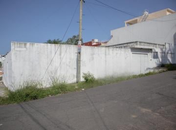 Casa · 130m² · 2 Recámaras · 1 Estacionamiento · Casa en Esquina en Venta, Boca del Río, El Morro