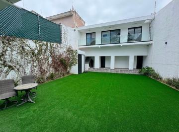 Casa · 281m² · 6 Recámaras · 2 Estacionamientos · Casa en Renta en Jardines Universidad | 4 Recámaras | a 5 Minutos de Andares