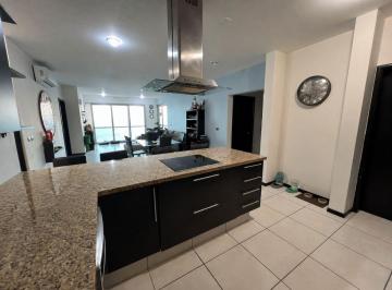 Departamento de 2 habitaciones, Mazatlán · ️ Departamento en Venta en El Malecon de Mazatlan con Vista Frontal Al Mar