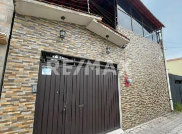 Casa · 145m² · 2 Recámaras · 1 Estacionamiento · Casa en Renta - (4)