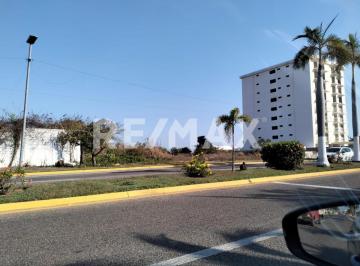 Terreno comercial · 1260m² · 1 Recámara · Terreno Comercial 1,260 m² Ubicacion Estrategica: Cerca del Forum Mundo Imperial, Aeropuerto y Centr