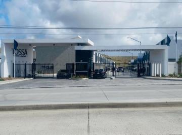 Casa de 2 habitaciones, Tijuana · En Venta Casa Separada con Patio Trasero, Aplica a Creditos.