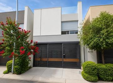 1 · Casa en Venta Mitras Poniente