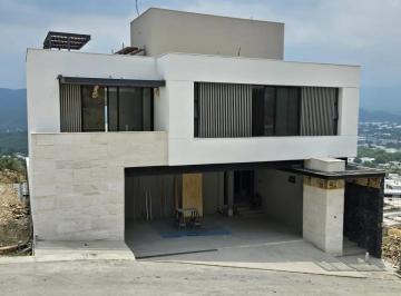 1 · Casa en Venta en El Barrial, Santiago - Cocina Equipada y Roof Garden
